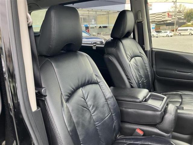 セレナ ハイウェイスターＶセレクション２　新品タイヤ／保証書／純正　９インチ　ＳＤナビ／フリップダウンモニター／インテリジェントルームミラー／衝突安全装置／両側電動スライドドア／アラウンドビューモニター／車線逸脱防止支援システム　全周囲カメラ（5枚目）