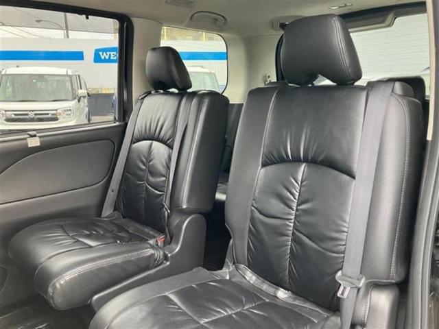 セレナ ハイウェイスターＶセレクション２　新品タイヤ／保証書／純正　９インチ　ＳＤナビ／フリップダウンモニター／インテリジェントルームミラー／衝突安全装置／両側電動スライドドア／アラウンドビューモニター／車線逸脱防止支援システム　全周囲カメラ（7枚目）