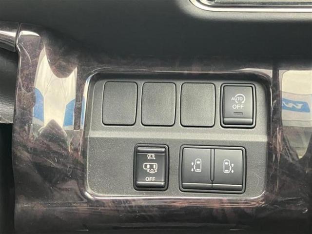 セレナ ハイウェイスターＶセレクション２　新品タイヤ／保証書／純正　９インチ　ＳＤナビ／フリップダウンモニター／インテリジェントルームミラー／衝突安全装置／両側電動スライドドア／アラウンドビューモニター／車線逸脱防止支援システム　全周囲カメラ（17枚目）