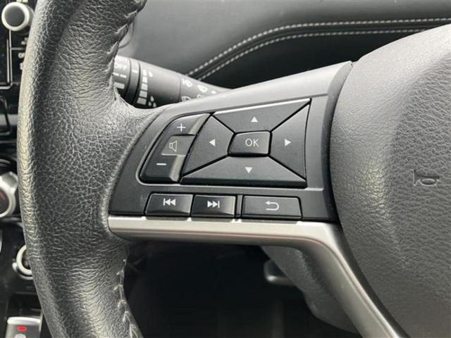 セレナ ハイウェイスターＶセレクション２　新品タイヤ／保証書／純正　９インチ　ＳＤナビ／フリップダウンモニター／インテリジェントルームミラー／衝突安全装置／両側電動スライドドア／アラウンドビューモニター／車線逸脱防止支援システム　全周囲カメラ（20枚目）