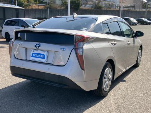 プリウス Ｓセーフティプラス　新品タイヤ／保証書／社外　ナビ／トヨタセーフティセンス／車線逸脱防止支援システム／パーキングアシスト　自動操舵／ヘッドランプ　ＬＥＤ／Ｂｌｕｅｔｏｏｔｈ接続／ＥＴＣ／ＥＢＤ付ＡＢＳ　バックカメラ（3枚目）