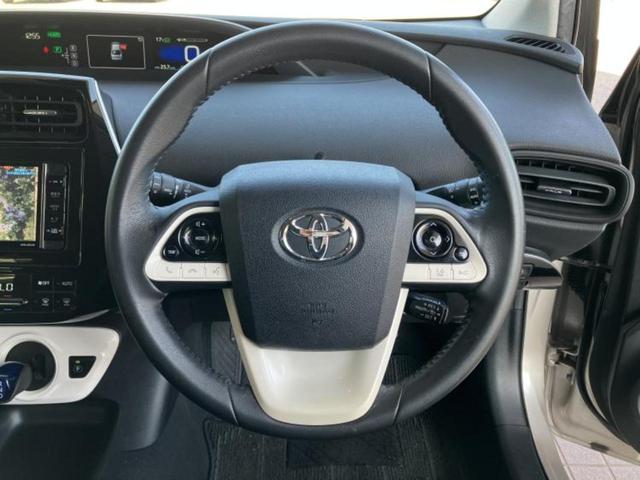 プリウス Ｓセーフティプラス　新品タイヤ／保証書／社外　ナビ／トヨタセーフティセンス／車線逸脱防止支援システム／パーキングアシスト　自動操舵／ヘッドランプ　ＬＥＤ／Ｂｌｕｅｔｏｏｔｈ接続／ＥＴＣ／ＥＢＤ付ＡＢＳ　バックカメラ（14枚目）