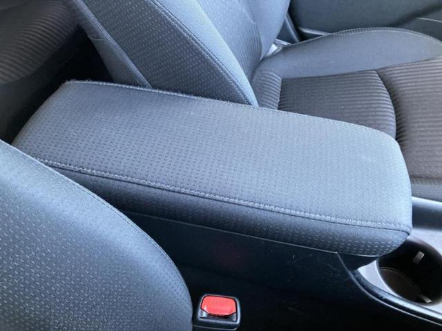 プリウス Ｓセーフティプラス　新品タイヤ／保証書／社外　ナビ／トヨタセーフティセンス／車線逸脱防止支援システム／パーキングアシスト　自動操舵／ヘッドランプ　ＬＥＤ／Ｂｌｕｅｔｏｏｔｈ接続／ＥＴＣ／ＥＢＤ付ＡＢＳ　バックカメラ（31枚目）