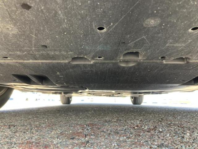 プリウス Ｓセーフティプラス　新品タイヤ／保証書／社外　ナビ／トヨタセーフティセンス／車線逸脱防止支援システム／パーキングアシスト　自動操舵／ヘッドランプ　ＬＥＤ／Ｂｌｕｅｔｏｏｔｈ接続／ＥＴＣ／ＥＢＤ付ＡＢＳ　バックカメラ（47枚目）