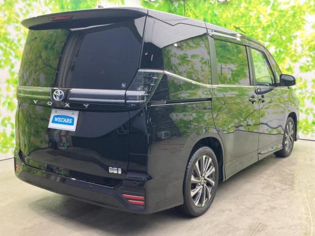 ヴォクシー ハイブリッドS-Z 保証書/ディスプレイオーディオ+ナビ10インチ/トヨタセーフティセンス/両側電動スライドドア/シートヒーター 前席/車線逸脱防止支援システム/シート ハーフレザー/ドライブレコーダー 前後 DVD再生(3枚目)