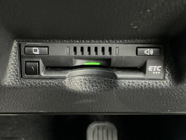 ヤリスクロス ハイブリッドＺアドベンチャー　保証書／ディスプレイオーディオ８インチ／トヨタセーフティセンス／シートヒーター　前席／車線逸脱防止支援システム／シート　ハーフレザー／ヘッドランプ　ＬＥＤ／Ｂｌｕｅｔｏｏｔｈ接続／ＥＴＣ　バックカメラ（18枚目）