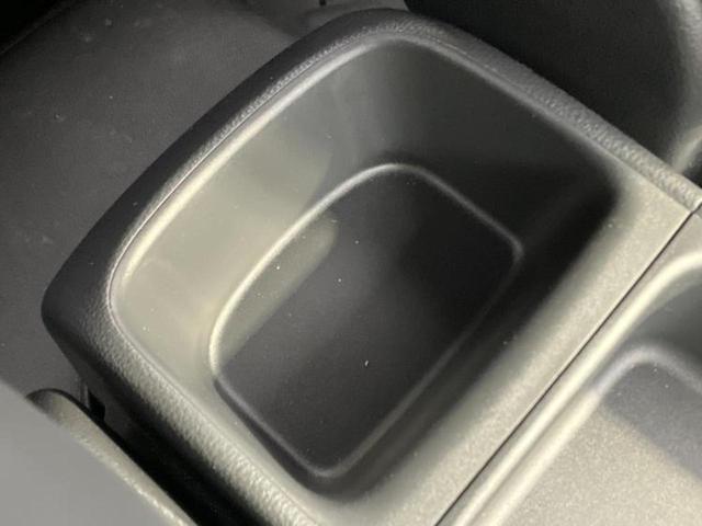 ヤリスクロス ハイブリッドＺアドベンチャー　保証書／ディスプレイオーディオ８インチ／トヨタセーフティセンス／シートヒーター　前席／車線逸脱防止支援システム／シート　ハーフレザー／ヘッドランプ　ＬＥＤ／Ｂｌｕｅｔｏｏｔｈ接続／ＥＴＣ　バックカメラ（40枚目）