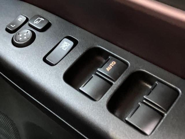 スペーシアカスタム ハイブリッドＸＳターボ　保証書／セーフティサポート（スズキ）／両側電動スライドドア／シートヒーター　前席／車線逸脱防止支援システム／登録済未使用車／ヘッドランプ　ＬＥＤ／ＵＳＢジャック／ＥＢＤ付ＡＢＳ／横滑り防止装置　禁煙車（18枚目）