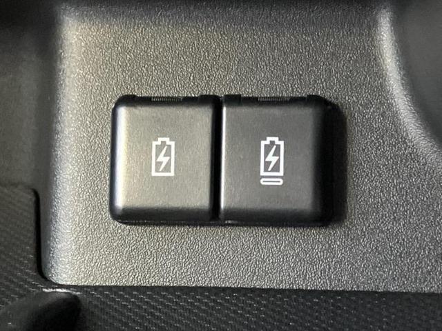 スペーシアカスタム ハイブリッドＸＳターボ　保証書／セーフティサポート（スズキ）／両側電動スライドドア／シートヒーター　前席／車線逸脱防止支援システム／登録済未使用車／ヘッドランプ　ＬＥＤ／ＵＳＢジャック／ＥＢＤ付ＡＢＳ／横滑り防止装置　禁煙車（32枚目）