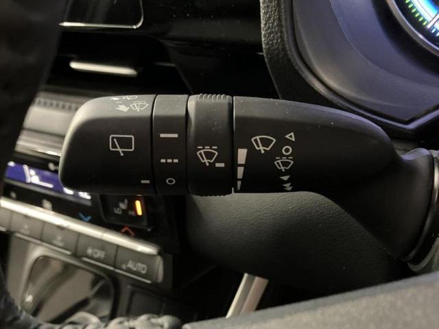 ヴォクシー ハイブリッドS-Z 保証書/ディスプレイオーディオ10インチ/トヨタセーフティセンス/両側電動スライドドア/シートヒーター 前席/車線逸脱防止支援システム/シート ハーフレザー/ドライブレコーダー 前後 バックカメラ(16枚目)