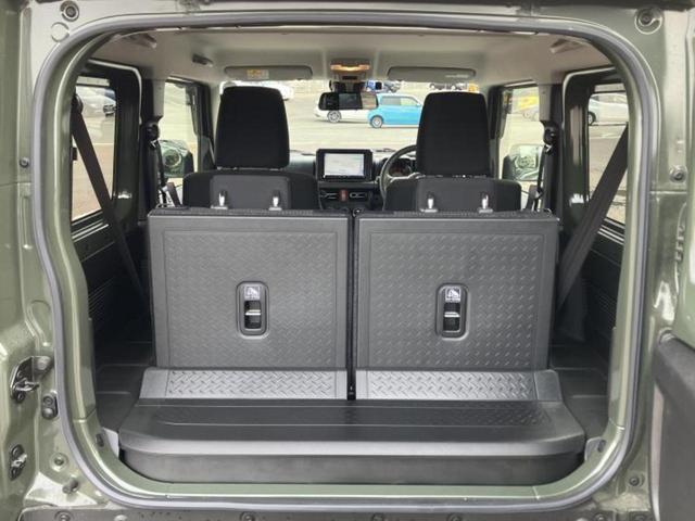 ジムニー ４ＷＤ　ＸＣ　保証書／純正　８インチ　ＳＤナビ／デジタルインナーミラー／セーフティサポート（スズキ）／シートヒーター／車線逸脱防止支援システム／ヘッドランプ　ＬＥＤ／ＵＳＢジャック／Ｂｌｕｅｔｏｏｔｈ接続　ターボ（8枚目）