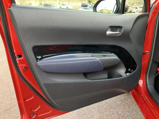 アクア Ｚ　保証書／ディスプレイオーディオ１０インチ／トヨタセーフティセンス／シートヒーター　前席／パノラミックビューモニター／車線逸脱防止支援システム／シート　ハーフレザー　衝突被害軽減システム　全周囲カメラ（22枚目）