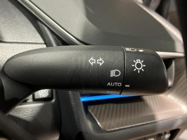 プリウス Ｚ　保証書／ディスプレイオーディオ＋ナビ１２．３インチ／トヨタセーフティセンス／シートヒーター　前席／パノラミックビューモニター／車線逸脱防止支援システム／シート　合皮　衝突被害軽減システム　全周囲カメラ（15枚目）