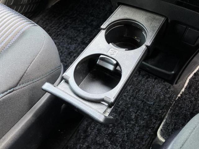 ヴォクシー ＺＳキラメキ２　純正エアロ／社外　９インチ　ＳＤナビ／フリップダウンモニター　社外　１０．１インチ／衝突安全装置／両側電動スライドドア／車線逸脱防止支援システム／ヘッドランプ　ＬＥＤ／Ｂｌｕｅｔｏｏｔｈ接続　ＥＴＣ（38枚目）