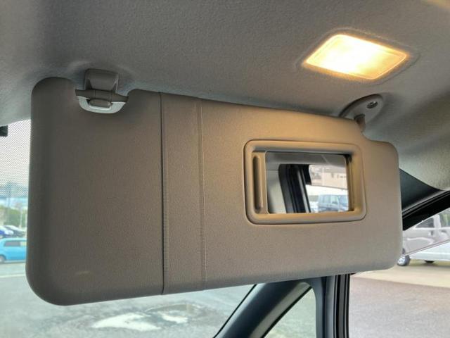 ヴォクシー ＺＳキラメキ２　純正エアロ／社外　９インチ　ＳＤナビ／フリップダウンモニター　社外　１０．１インチ／衝突安全装置／両側電動スライドドア／車線逸脱防止支援システム／ヘッドランプ　ＬＥＤ／Ｂｌｕｅｔｏｏｔｈ接続　ＥＴＣ（42枚目）