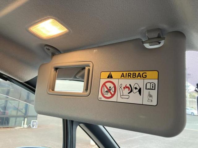 ヴォクシー ＺＳキラメキ２　純正エアロ／社外　９インチ　ＳＤナビ／フリップダウンモニター　社外　１０．１インチ／衝突安全装置／両側電動スライドドア／車線逸脱防止支援システム／ヘッドランプ　ＬＥＤ／Ｂｌｕｅｔｏｏｔｈ接続　ＥＴＣ（43枚目）