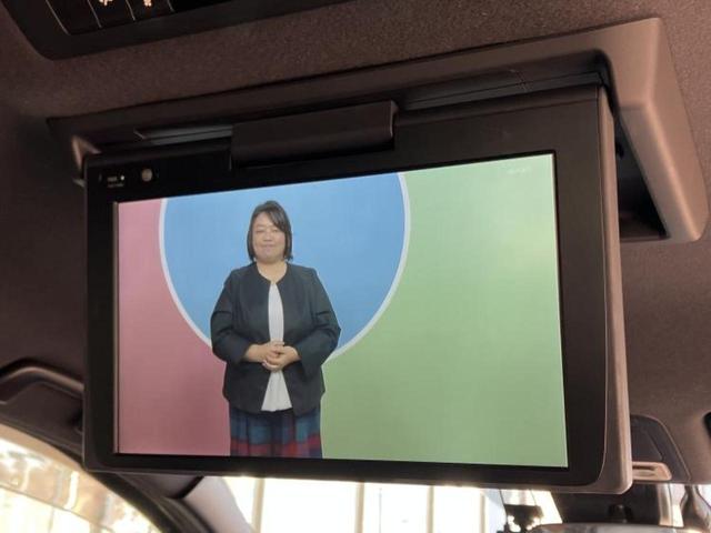 ノア ハイブリッドSiダブルバイビー2 保証書/純正 10インチ SDナビ/フリップダウンモニター 純正 12.1インチ/トヨタセーフティセンス/両側電動スライドドア/シートヒーター 前席/車線逸脱防止支援システム/シート 合皮 DVD再生(11枚目)