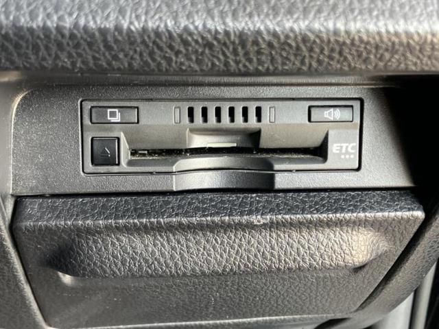 ノア ハイブリッドSiダブルバイビー2 保証書/純正 10インチ SDナビ/フリップダウンモニター 純正 12.1インチ/トヨタセーフティセンス/両側電動スライドドア/シートヒーター 前席/車線逸脱防止支援システム/シート 合皮 DVD再生(26枚目)