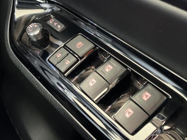 ノア ハイブリッドSiダブルバイビー2 保証書/純正 10インチ SDナビ/フリップダウンモニター 純正 12.1インチ/トヨタセーフティセンス/両側電動スライドドア/シートヒーター 前席/車線逸脱防止支援システム/シート 合皮 DVD再生(31枚目)