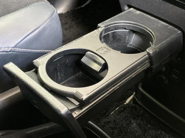 ノア ハイブリッドSiダブルバイビー2 保証書/純正 10インチ SDナビ/フリップダウンモニター 純正 12.1インチ/トヨタセーフティセンス/両側電動スライドドア/シートヒーター 前席/車線逸脱防止支援システム/シート 合皮 DVD再生(39枚目)