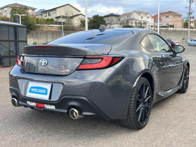 ＧＲ８６ ＲＺ　新品タイヤ／保証書／社外　９インチ　ＳＤナビ／シートヒーター　前席／シート　ハーフレザー／ヘッドランプ　ＬＥＤ／Ｂｌｕｅｔｏｏｔｈ接続／ＥＴＣ／ＥＢＤ付ＡＢＳ／横滑り防止装置／クルーズコントロール（3枚目）