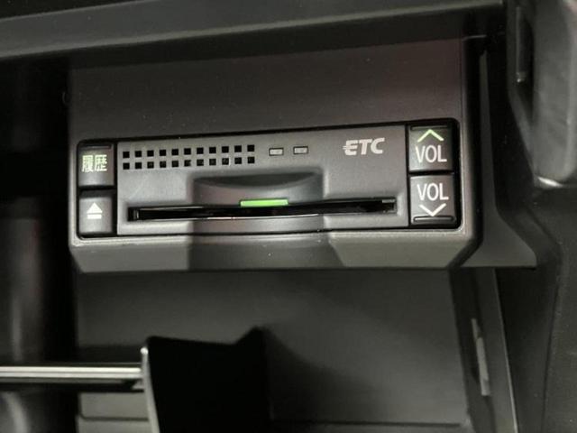 ＣＴ ＣＴ２００ｈバージョンＣ　サンルーフ／純正　ＨＤＤナビ／シートヒーター　前席／ヘッドランプ　ＨＩＤ／ＵＳＢジャック／Ｂｌｕｅｔｏｏｔｈ接続／ＥＴＣ／ＥＢＤ付ＡＢＳ／横滑り防止装置／アイドリングストップ／クルーズコントロール（18枚目）