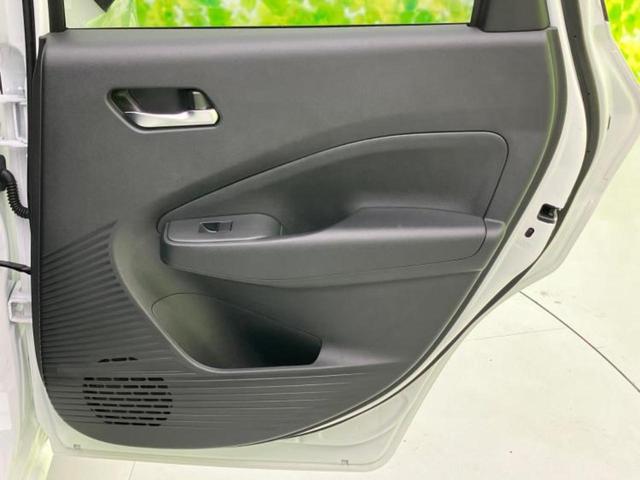 ノート Ｘ　保証書／純正　９インチ　メモリーナビ／インテリジェントルームミラー／エマージェンシーブレーキ／アラウンドビューモニター／車線逸脱防止支援システム／ドライブレコーダー　前後／ヘッドランプ　ＬＥＤ（22枚目）