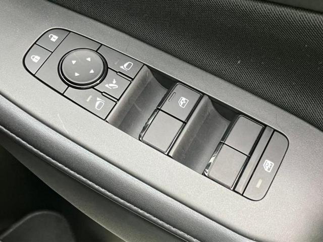 ノート Ｘ　保証書／純正　９インチ　メモリーナビ／インテリジェントルームミラー／エマージェンシーブレーキ／アラウンドビューモニター／車線逸脱防止支援システム／ドライブレコーダー　前後／ヘッドランプ　ＬＥＤ（24枚目）