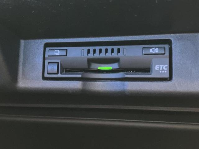 ハリアー プレミアム 純正 9インチ SDナビ/パノラミックビューモニター/車線逸脱防止支援システム/シート ハーフレザー/電動バックドア/ヘッドランプ LED/Bluetooth接続/ETC/EBD付ABS 全周囲カメラ(18枚目)