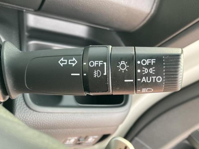 Ｎ－ＢＯＸカスタム Ｌ・ターボ　新品タイヤ／保証書／社外　１１インチ　ＳＤナビ／フリップダウンモニター　社外　１２．８インチ／衝突安全装置／両側電動スライドドア／シートヒーター／車線逸脱防止支援システム／シート　合皮　ターボ　ＥＴＣ（16枚目）