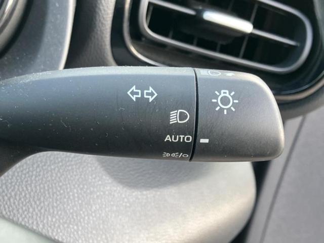 ヤリス ハイブリッドＺ　新品タイヤ／保証書／ディスプレイオーディオ＋ナビ８インチ／衝突安全装置／シートヒーター／車線逸脱防止支援システム／ドライブレコーダー　前後／ヘッドランプ　ＬＥＤ／ＵＳＢジャック　衝突被害軽減システム（16枚目）