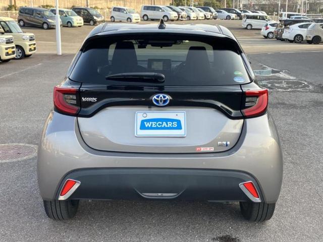 ヤリス ハイブリッドＺ　新品タイヤ／保証書／ディスプレイオーディオ＋ナビ８インチ／衝突安全装置／シートヒーター／車線逸脱防止支援システム／ドライブレコーダー　前後／ヘッドランプ　ＬＥＤ／ＵＳＢジャック　衝突被害軽減システム（44枚目）