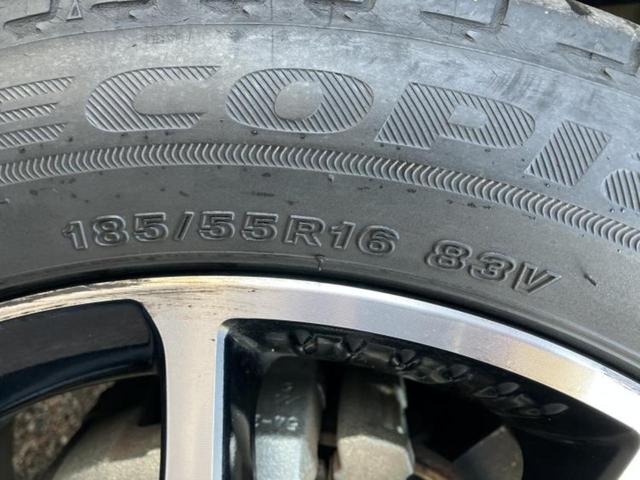 ヤリス ハイブリッドＺ　新品タイヤ／保証書／ディスプレイオーディオ＋ナビ８インチ／衝突安全装置／シートヒーター／車線逸脱防止支援システム／ドライブレコーダー　前後／ヘッドランプ　ＬＥＤ／ＵＳＢジャック　衝突被害軽減システム（50枚目）