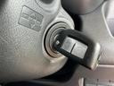 Ｓ　新品タイヤ／ＡＢＳ／アイドリングストップ／禁煙車／エアバッグ　運転席／エアバッグ　助手席／パワーウインドウ／キーレスエントリー／パワーステアリング／マニュアルエアコン／取扱説明書／セキュリティアラーム（14枚目）