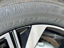 WECARSの展示場では実際に見て、触ってお車をお選びいただけます!知識の豊富な営業スタッフが様々なカーライフをご提案いたします!