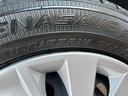 WECARSの展示場では実際に見て、触ってお車をお選びいただけます!知識の豊富な営業スタッフが様々なカーライフをご提案いたします!