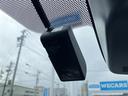 WECARSの展示場では実際に見て、触ってお車をお選びいただけます!知識の豊富な営業スタッフが様々なカーライフをご提案いたします!