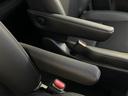 スパーダ　社外　９インチ　メモリーナビ／ホンダセンシング／両側電動スライドドア／シートヒーター　前席／車線逸脱防止支援システム／シート　ハーフレザー／電動バックドア／登録済未使用車／ヘッドランプ　ＬＥＤ　禁煙車（32枚目）