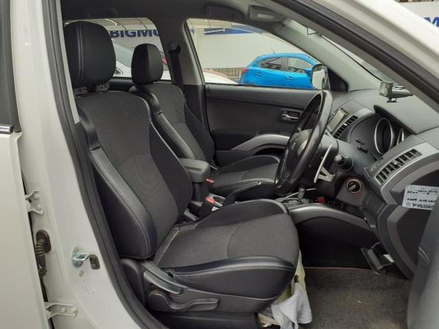 ローデスト20MS 社外 7インチ メモリーナビ/フリップダウンモニター/シート ハーフレザー/ヘッドランプ HID/ETC/EBD付ABS/横滑り防止装置/TV/エアバッグ 運転席/エアバッグ 助手席 記録簿(5枚目)
