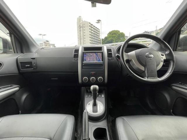 20Xtt 社外 メモリーナビ/フリップダウンモニター/ヘッドランプ HID/ETC/EBD付ABS/横滑り防止装置/フルセグTV/ルーフレール/エアバッグ 運転席/エアバッグ 助手席/アルミホイール 4WD(4枚目)