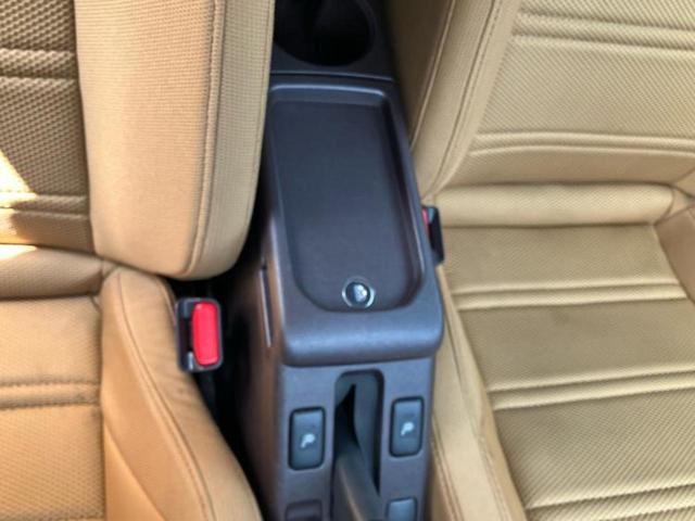 コペン ローブ　社外　ＳＤナビ／シートヒーター　前席／ヘッドランプ　ＨＩＤ／ＥＴＣ／ＥＢＤ付ＡＢＳ／横滑り防止装置／ワンセグＴＶ／エアバッグ　運転席／エアバッグ　助手席／アルミホイール　純正　１６インチ　盗難防止装置（27枚目）
