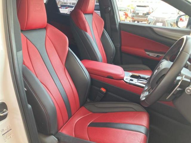 ＮＸ ＮＸ３５０ｈ　Ｆスポーツ　パノラマルーフ／保証書／ディスプレイオーディオ＋ナビ１４インチ／デジタルインナーミラー／プリクラッシュセーフティ／シートヒーター／パノラミックビューモニター／車線逸脱防止支援システム　革シート（4枚目）