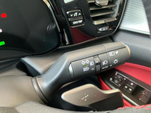 ＮＸ ＮＸ３５０ｈ　Ｆスポーツ　パノラマルーフ／保証書／ディスプレイオーディオ＋ナビ１４インチ／デジタルインナーミラー／プリクラッシュセーフティ／シートヒーター／パノラミックビューモニター／車線逸脱防止支援システム　革シート（17枚目）