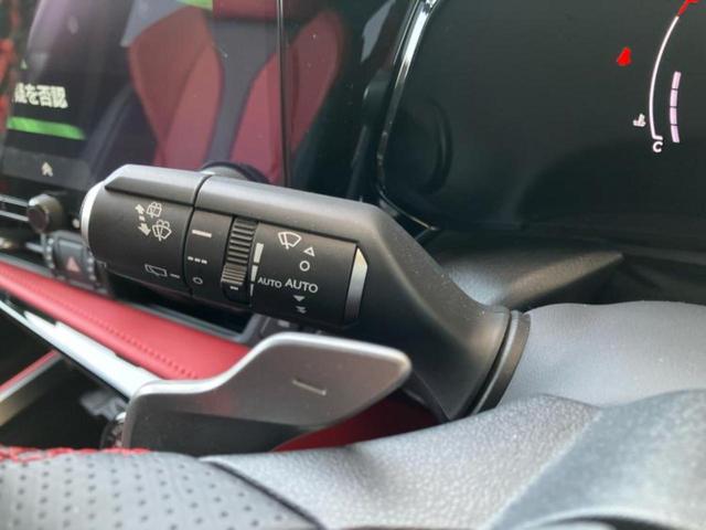 ＮＸ ＮＸ３５０ｈ　Ｆスポーツ　パノラマルーフ／保証書／ディスプレイオーディオ＋ナビ１４インチ／デジタルインナーミラー／プリクラッシュセーフティ／シートヒーター／パノラミックビューモニター／車線逸脱防止支援システム　革シート（18枚目）