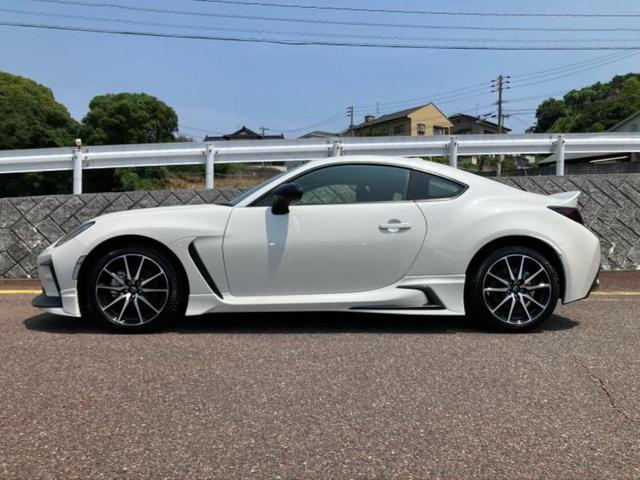 ＧＲ８６ ＳＺ　エアロ／保証書／純正　ＳＤナビ／トヨタセーフティセンス／パーキングアシスト　バックガイド／ドライブレコーダー　純正／ヘッドランプ　ＬＥＤ／Ｂｌｕｅｔｏｏｔｈ接続／ＥＴＣ／ＥＢＤ付ＡＢＳ　フルエアロ（2枚目）