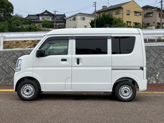 エブリイ ＰＡリミテッド　保証書／レーダーブレーキサポート（スズキ）／車線逸脱防止支援システム／ＡＢＳ／横滑り防止装置／禁煙車／エアバッグ　運転席／エアバッグ　助手席／衝突安全ボディ／パワーウインドウ　登録／届出済未使用車（2枚目）