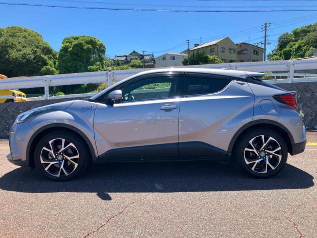 Ｃ－ＨＲ Ｇ　保証書／ディスプレイオーディオ＋ナビ／トヨタセーフティセンス／車線逸脱防止支援システム／シート　ハーフレザー／パーキングアシスト　バックガイド／ドライブレコーダー　前後　衝突被害軽減システム　ドラレコ（2枚目）