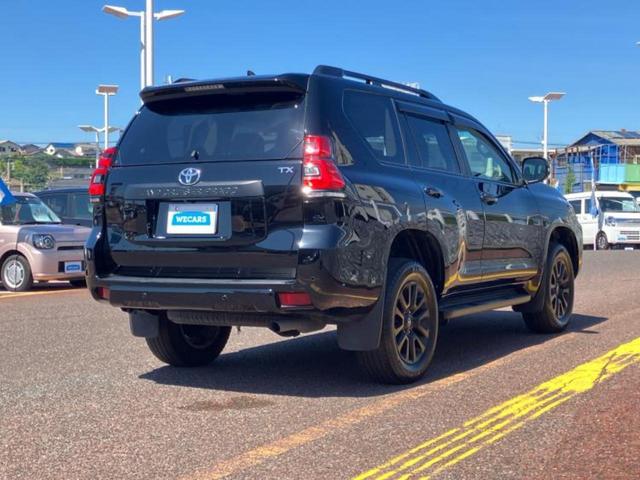 ランドクルーザープラド ４ＷＤ　ＴＸ　Ｌパッケージマットブラックエディション　新品タイヤ／サンルーフ／保証書／純正　９インチ　ＳＤナビ／トヨタセーフティセンス／シートヒーター　前席／パノラミックビューモニター／車線逸脱防止支援システム／シート　フルレザー　革シート　全周囲カメラ（3枚目）