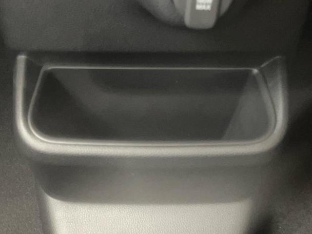 Ｎ－ＢＯＸ ヒョウジュン　保証書／純正　８インチ　ナビ／ホンダセンシング／両側電動スライドドア／シートヒーター　前席／車線逸脱防止支援システム／届出済未使用車／ヘッドランプ　ＬＥＤ／Ｂｌｕｅｔｏｏｔｈ接続／ＥＢＤ付ＡＢＳ（44枚目）