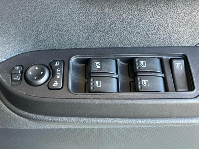 タント ファンクロス　保証書／純正　ＳＤナビ／スマートアシスト（トヨタ・ダイハツ）／両側電動スライドドア／シートヒーター／パノラマモニター／車線逸脱防止支援システム／パーキングアシスト　バックガイド　衝突被害軽減システム（27枚目）